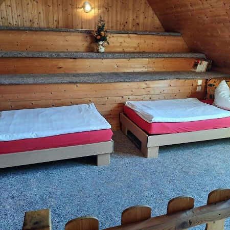 Lacky - Kleines Familienreihenmittelhaus In Grieben Hiddensee Eksteriør bilde